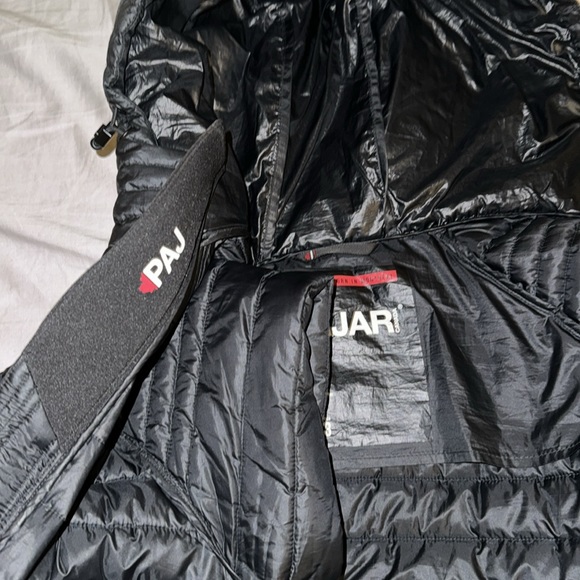 Worn two or three times almost like new, I'm selling it because I have another - Picture 2 of 7